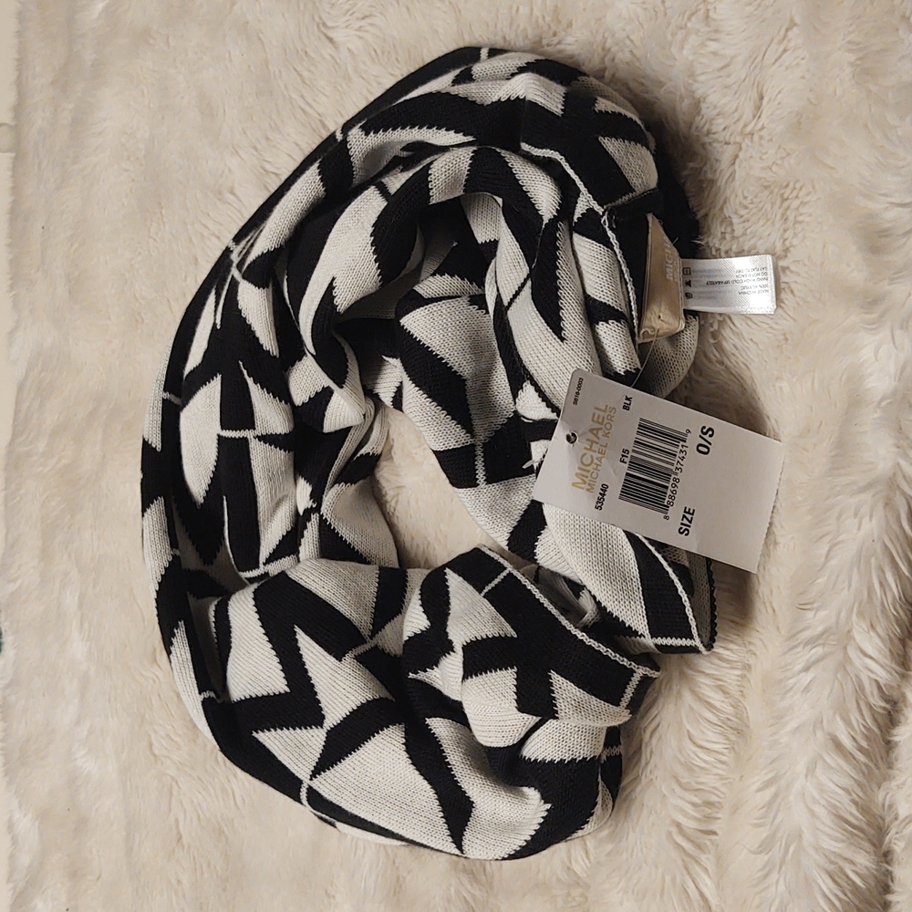 Michael Kors Infinity Scarf